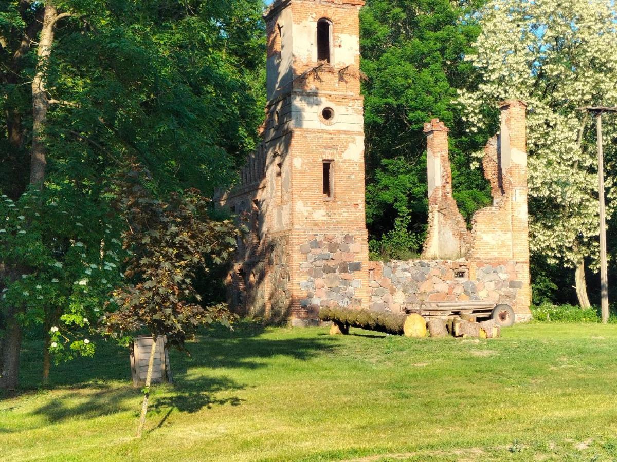 Готель Dwor Woskrzenice Біла Підляська Екстер'єр фото