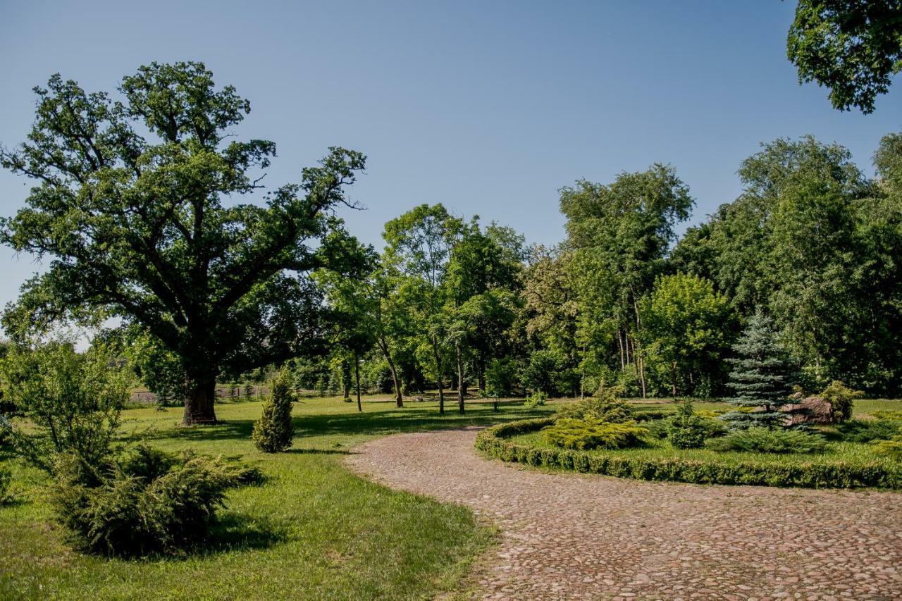 Готель Dwor Woskrzenice Біла Підляська Екстер'єр фото